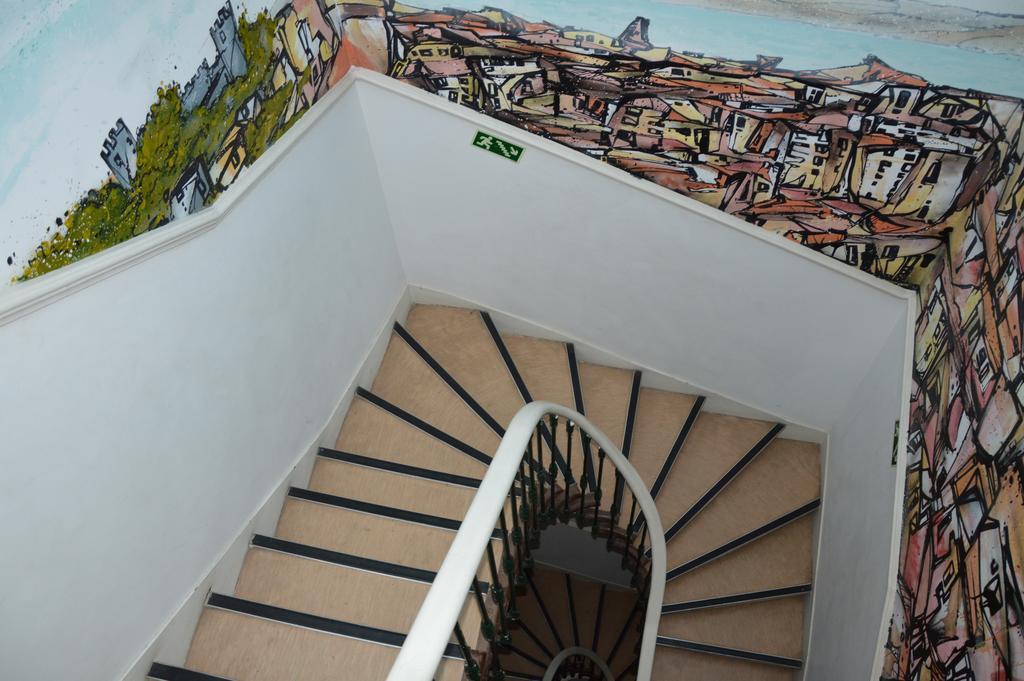 Go Hostel Lisbon Bagian luar foto